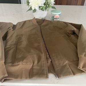 Lululemon bomber